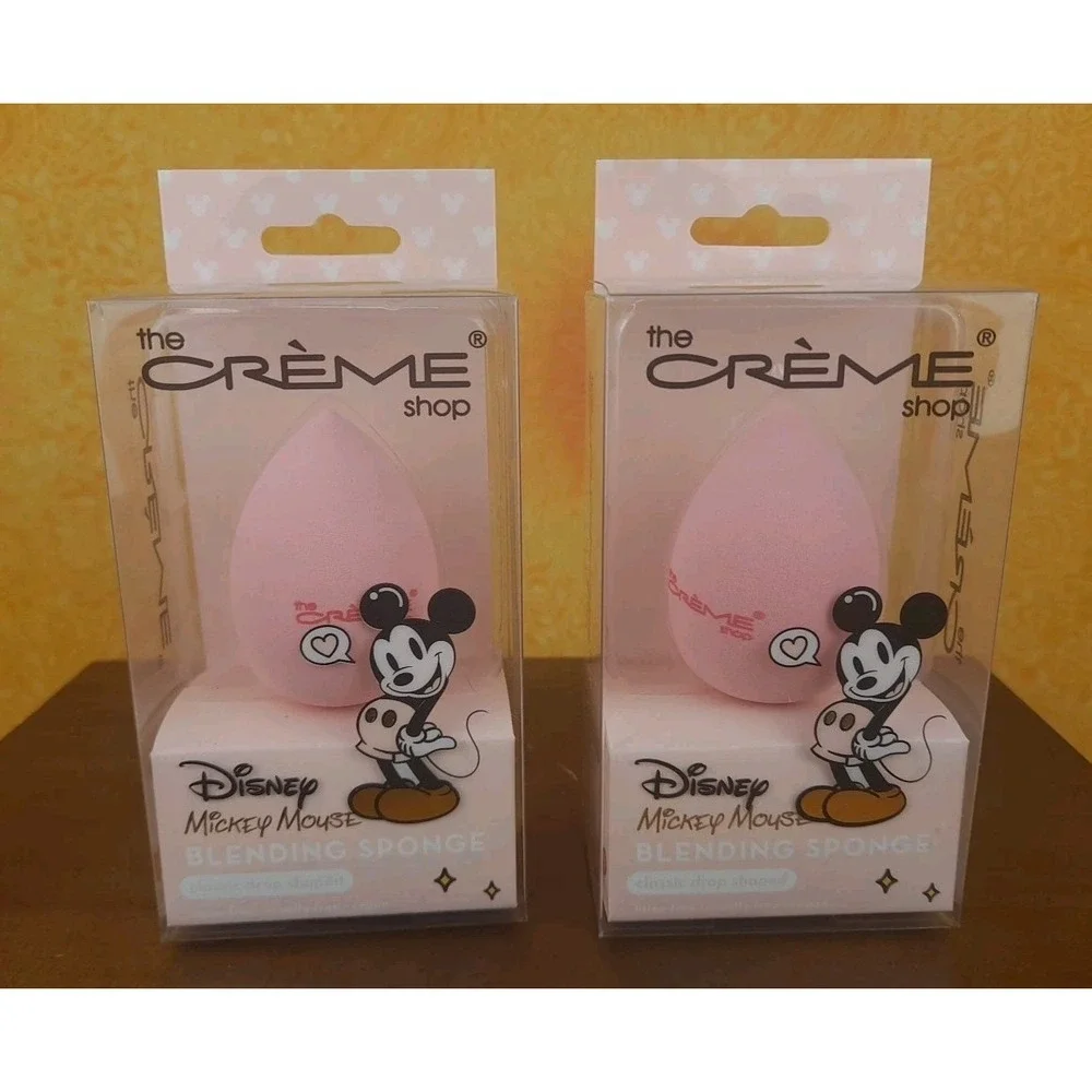 The Creme Shop Disney Mickey Mouse Blending Sponge‎ Limited Edition Drop Shape